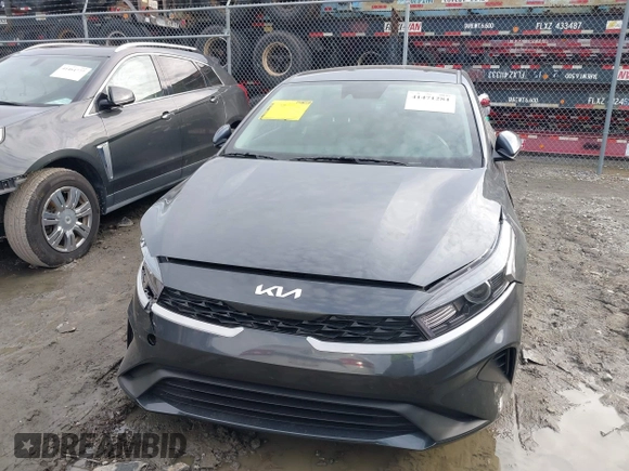 2024 Kia Forte LXS with VIN 3KPF24AD7RE757415, listed as a IAAI auction lot 41471284 with 5,923 mi miles. Bid and sale history available at carsss.com. Image 12.