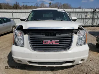 2011 GMC Yukon SLE with VIN 1GKS1AE09BR271002, listed as a Copart auction lot 49349275 with 245,183 mi miles and Salvage Title. Bid and sale history available at carsss.com. Image 5.