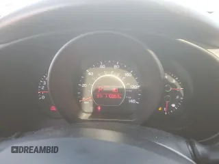 2016 Kia Soul + z VIN KNDJP3A5XG7291779, wystawiony jako Copart lot #56188945 z przebiegiem 110 063 mil mil oraz Szkoda całkowita • Salvage title. Historia ofert i sprzedaży dostępna na DreamBid. Obrazek 9.
