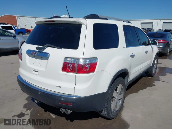 2011 GMC Acadia SLT1 with VIN 1GKKRRED3BJ204582, listed as a IAAI auction lot 41699527 with 89,651 mi miles. Bid and sale history available at carsss.com. Image 4.