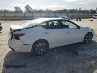 2024 Nissan Altima 2.5 SV with VIN 1N4BL4DV2RN340916, listed as a Copart auction lot 52529675 with 13,025 mi miles and Salvage Title. Bid and sale history available at carsss.com. Image 3.