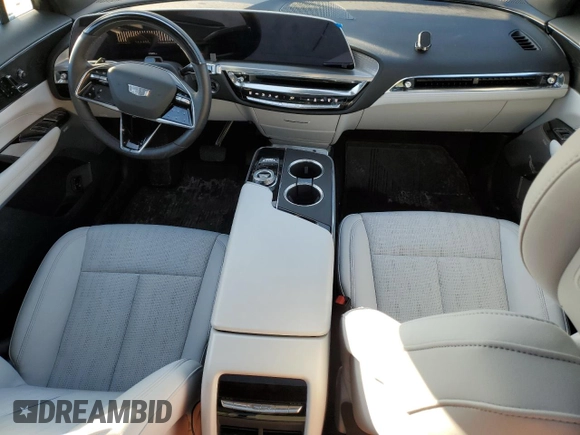 2024 Cadillac LYRIQ Luxury z VIN 1GYKPSRL0RZ110420, wystawiony jako Copart lot #42680525 z przebiegiem 13 999 mil mil oraz Szkoda całkowita • Salvage title. Historia ofert i sprzedaży dostępna na DreamBid. Obrazek 8.