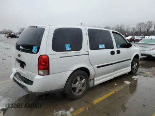 2008 Chevrolet Uplander LS Fleet with VIN 1GBDV13W18D138776, listed as a Copart auction lot 44693645 with 99,762 mi miles and Salvage Title. Bid and sale history available at DreamBid. Image 3.