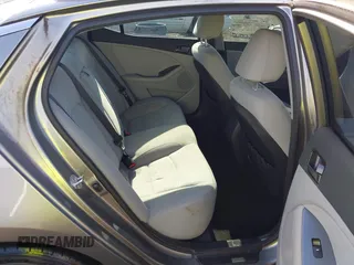 2013 Kia Optima LX z VIN 5XXGM4A70DG098022, wystawiony jako IAAI lot #42367410 z przebiegiem 131 620 mil mil oraz . Historia ofert i sprzedaży dostępna na DreamBid. Obrazek 8.