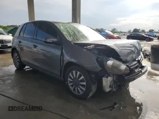 2013 Volkswagen Golf с VIN WVWDB7AJ2DW001827, выставлен на аукционе Copart как лот 71739294 с пробегом 133 585 миль миль и На запчасти • Non repairable. История ставок и продаж доступна на DreamBid. Изображение 4.