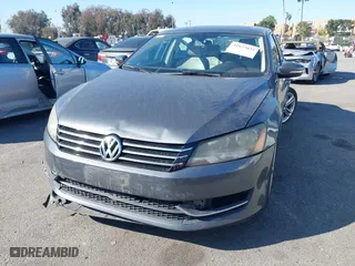 2015 Volkswagen Passat 1.8T Sport with VIN 1VWBT7A36FC020582, listed as a IAAI auction lot 41625054 with 98,613 mi miles. Bid and sale history available at carsss.com. Image 17.