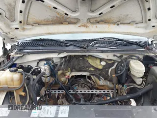 2003 Chevrolet Silverado 1500 with VIN 1GCEK19V83Z216148, listed as a IAAI auction lot 41981900 with 1 mi miles. Bid and sale history available at carsss.com. Image 10.