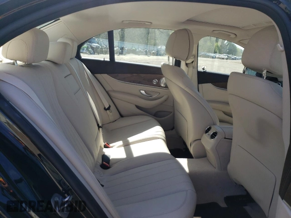 2017 Mercedes-Benz E-Class E 300 Luxury with VIN WDDZF4JBXHA070999, listed as a Copart auction lot 44914083 with 42,600 mi miles. Bid and sale history available at carsss.com. Image 10.