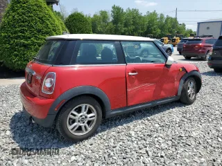 2012 MINI Hardtop with VIN WMWSU3C55CT542491, listed as a Copart auction lot 61878895 with 27,097 mi miles and Clean title. Bid and sale history available at DreamBid. Image 3.