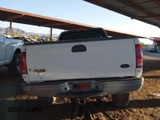 2002 Ford F-150 XL z VIN 1FTRX18L32NB45367, wystawiony jako IAAI lot #42618680 z przebiegiem 333 051 mil mil oraz . Historia ofert i sprzedaży dostępna na DreamBid. Obrazek 16.