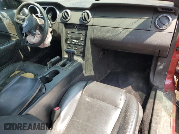 2007 Ford Mustang Deluxe with VIN 1ZVFT84N275255121, listed as a Copart auction lot 62544695 with 201,917 mi miles and Clean title. Bid and sale history available at DreamBid. Image 8.