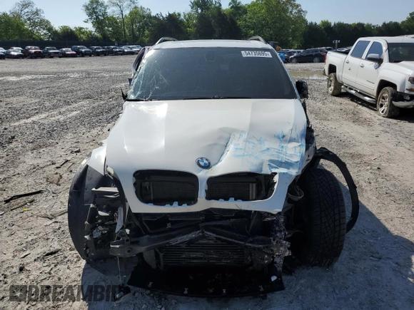2011 BMW X5 35d с VIN 5UXZW0C58BL369718, выставлен на аукционе Copart как лот 54735695 с пробегом 199 303 миль миль и Списание • Salvage title. История ставок и продаж доступна на DreamBid. Изображение 5.