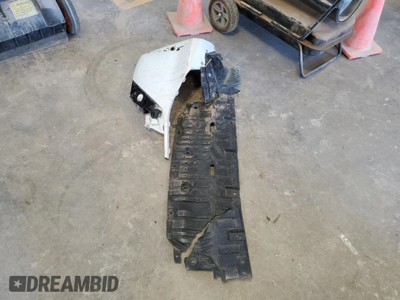 2024 Nissan Sentra SR with VIN 3N1AB8DV7RY341467, listed as a Copart auction lot 43275875 with 9,577 mi miles and Salvage title. Bid and sale history available at DreamBid. Image 12.