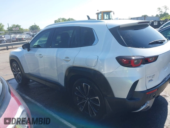 2024 Mazda CX-50 Premium Plus with VIN 7MMVABEY9RN207368, listed as a IAAI auction lot 42211942 with 13,940 mi miles and . Bid and sale history available at DreamBid. Image 14.