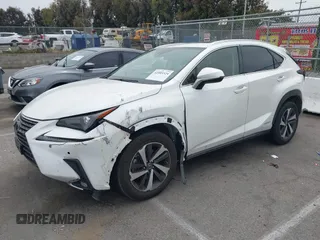 2021 Lexus NX 300h z VIN JTJGJRDZ4M5013557, wystawiony jako IAAI lot #42403324 z przebiegiem 109 568 mil mil oraz . Historia ofert i sprzedaży dostępna na DreamBid. Obrazek 17.
