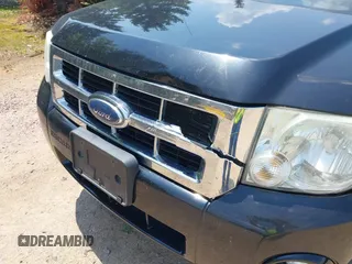 2008 Ford Escape XLT с VIN 1FMCU93198KA29776, выставлен на аукционе IAAI как лот 42385565 с пробегом 250 329 миль миль и . История ставок и продаж доступна на DreamBid. Изображение 6.