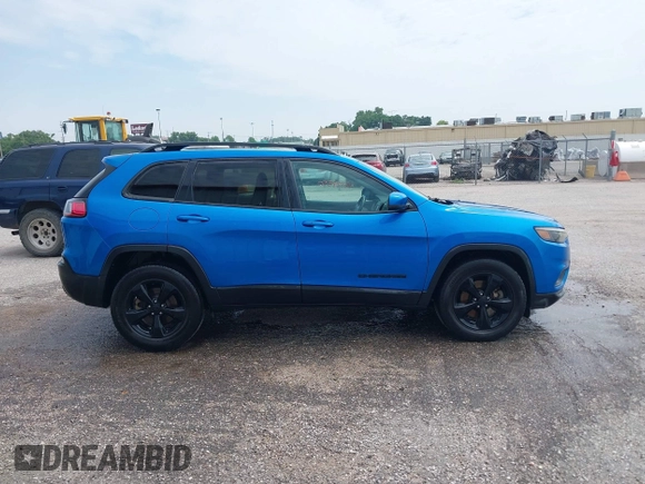 2020 Jeep Cherokee Altitude with VIN 1C4PJMLX7LD524514, listed as a IAAI auction lot 42398590 with 167,686 mi miles and . Bid and sale history available at DreamBid. Image 13.