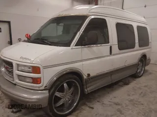 2000 GMC Savana with VIN 1GDFG15RXY1239530, listed as a IAAI auction lot 41442314 with 203,021 mi miles. Bid and sale history available at carsss.com. Image 2.