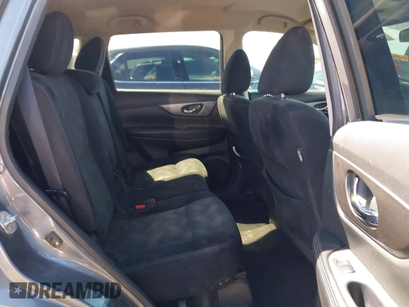 2015 Nissan Rogue SV with VIN 5N1AT2ML0FC862309, listed as a IAAI auction lot 42138785 with 271,537 mi miles and . Bid and sale history available at carsss.com. Image 8.