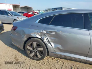 2021 Volkswagen Arteon SE с VIN WVWAR7AN2ME012169, выставлен на аукционе IAAI как лот 42220242 с пробегом 39 097 миль миль и . История ставок и продаж доступна на DreamBid. Изображение 6.