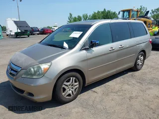 2005 Honda Odyssey EX-L with VIN 5FNRL38755B107829, listed as a IAAI auction lot 42422225 with 227,008 mi miles and . Bid and sale history available at DreamBid. Image 6.