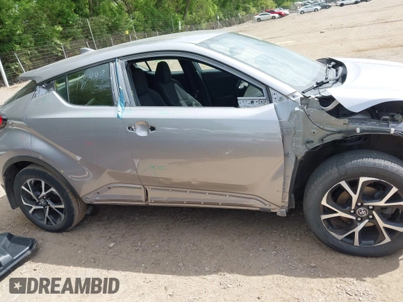 2018 Toyota C-HR XLE с VIN NMTKHMBX2JR048082, выставлен на аукционе IAAI как лот 42245404 с пробегом 138 554 миль миль и . История ставок и продаж доступна на DreamBid. Изображение 13.