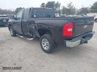 2008 Chevrolet Silverado 1500 Work Truck with VIN 1GCEC19C08Z110229, listed as a IAAI auction lot 41608954 with 40,260 mi miles. Bid and sale history available at carsss.com. Image 3.