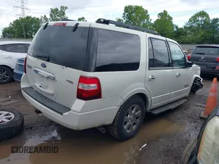 2008 Ford Expedition SSV with VIN 1FMFU15518LA78950, listed as a IAAI auction lot 42307155 with 224,243 mi miles and . Bid and sale history available at DreamBid. Image 4.