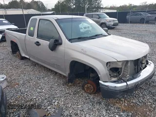 2004 Chevrolet Colorado LS ZQ8 z VIN 1GCCS196248117901, wystawiony jako IAAI lot #41752746 z przebiegiem Nie podano mil oraz . Historia ofert i sprzedaży dostępna na DreamBid. Obrazek 1.