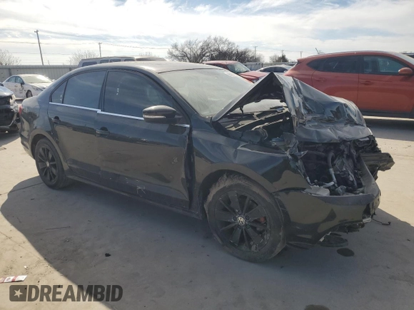 2015 Volkswagen Jetta Sedan 1.8T SE w/Connectivity with VIN 3VWD07AJXFM275671, listed as a Copart auction lot 88924785 with 0 mi miles and Clean Title. Bid and sale history available at carsss.com. Image 4.
