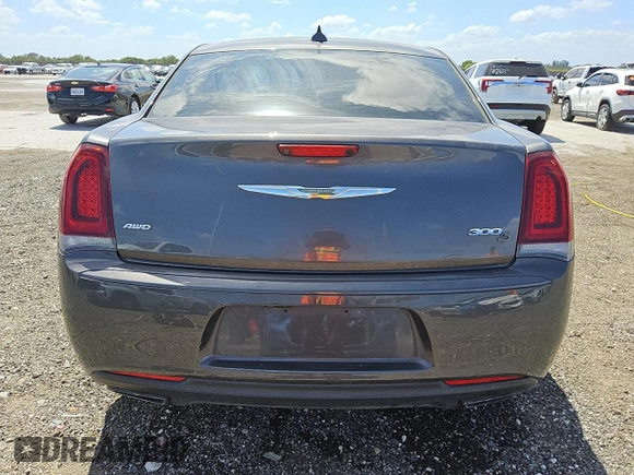 2018 Chrysler 300 with VIN 2C3CCAGG6JH267755, listed as a Copart auction lot 54276615 with 208,257 mi miles and Clean Title. Bid and sale history available at carsss.com. Image 6.