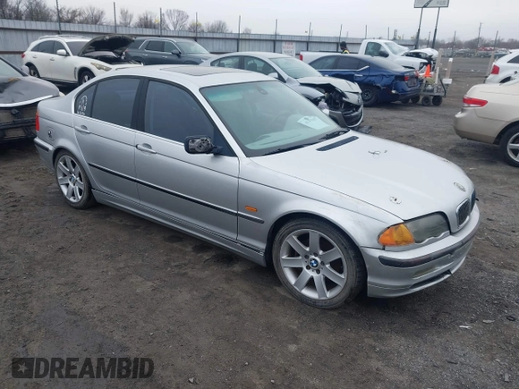 2000 BMW 3 Series 328i with VIN WBAAM5330YFR16615, listed as a IAAI auction lot 41496845 with Not Provided miles. Bid and sale history available at carsss.com. Image 1.