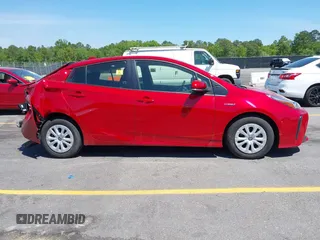 2022 Toyota Prius L Eco with VIN JTDKAMFU6N3158307, listed as a IAAI auction lot 42042768 with 17,882 mi miles and . Bid and sale history available at DreamBid. Image 13.