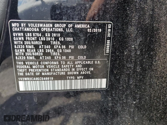 2019 Volkswagen Atlas SE z VIN 1V2WR2CA0KC546619, wystawiony jako Copart lot #56296225 z przebiegiem 105 777 mil mil oraz Nie do naprawy • Non repairable. Historia ofert i sprzedaży dostępna na DreamBid. Obrazek 13.