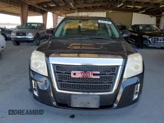 2011 GMC Terrain SLE-1 with VIN 2CTALMEC8B6368592, listed as a Copart auction lot 62432705 with 200,413 mi miles and Clean title. Bid and sale history available at DreamBid. Image 5.