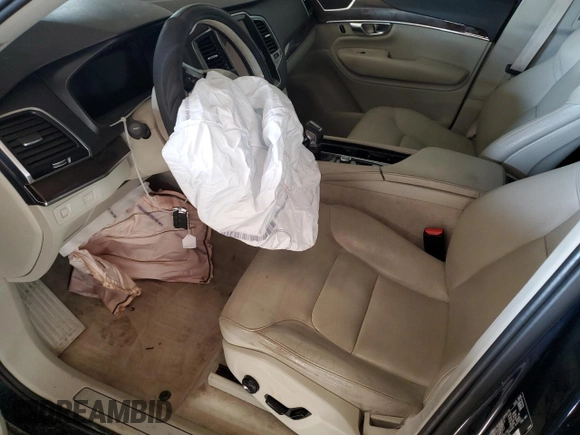 2016 Volvo XC90 T6 Momentum with VIN YV4A22PK4G1034994, listed as a Copart auction lot 77594144 with Not Provided miles and Salvage Title. Bid and sale history available at carsss.com. Image 7.