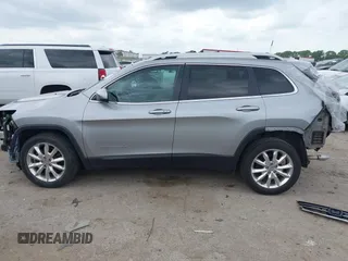2017 Jeep Cherokee Limited with VIN 1C4PJLDB6HW521807, listed as a IAAI auction lot 42146399 with 46,487 mi miles and . Bid and sale history available at DreamBid. Image 14.