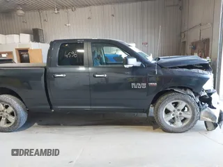 2017 Ram 1500 Big Horn z VIN 1C6RR7GT2HS549373, wystawiony jako IAAI lot #41974596 z przebiegiem 100 546 mil mil oraz . Historia ofert i sprzedaży dostępna na DreamBid. Obrazek 13.
