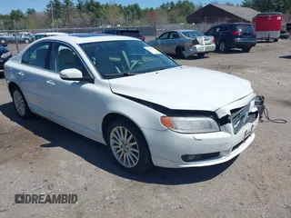 2008 Volvo S80 3.2L z VIN YV1AS982781082172, wystawiony jako IAAI lot #42139174 z przebiegiem 191 120 mil mil oraz . Historia ofert i sprzedaży dostępna na DreamBid. Obrazek 1.