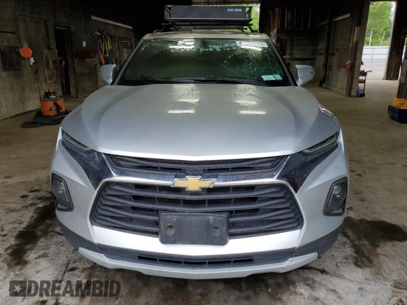 2019 Chevrolet Blazer z VIN 3GNKBGRS9KS596406, wystawiony jako Copart lot #64641185 z przebiegiem Nie podano mil oraz Szkoda całkowita • Salvage title. Historia ofert i sprzedaży dostępna na DreamBid. Obrazek 5.