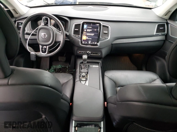 2020 Volvo XC90 Momentum with VIN YV4A22PK9L1589756, listed as a Copart auction lot 68428982 with 41,911 mi miles. Bid and sale history available at carsss.com. Image 8.