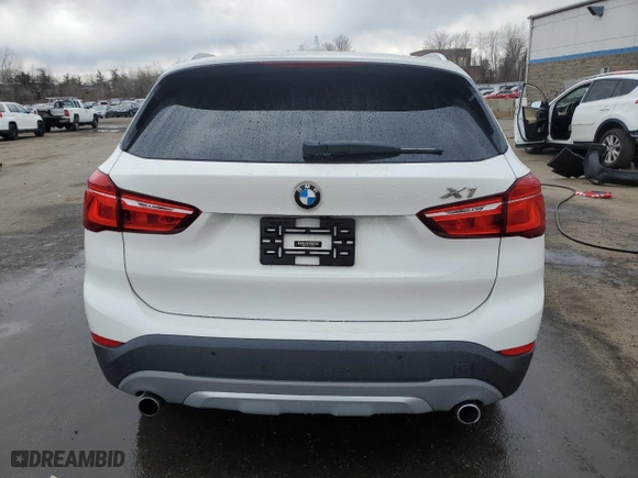 2017 BMW X1 xDrive28i with VIN WBXHT3C31H5F85452, listed as a Copart auction lot 50351125 with 61,954 mi miles and Salvage Title. Bid and sale history available at carsss.com. Image 6.
