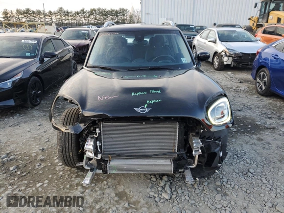2022 MINI Countryman Cooper S with VIN WMZ83BR08N3N71282, listed as a Copart auction lot 83673944 with 18,095 mi miles and Salvage title. Bid and sale history available at DreamBid. Image 5.