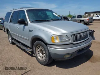 2000 Ford Expedition XLT with VIN 1FMRU15L0YLB14588, listed as a IAAI auction lot 42762639 with Not provided miles and . Bid and sale history available at DreamBid. Image 1.