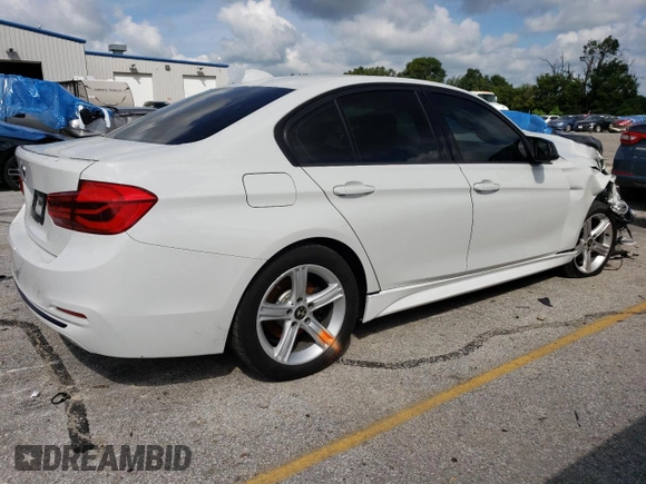 2016 BMW 3 Series 328i xDrive z VIN WBA8E3C57GK501878, wystawiony jako Copart lot #85206404 z przebiegiem 116 074 mil mil oraz Szkoda całkowita • Salvage title. Historia ofert i sprzedaży dostępna na DreamBid. Obrazek 3.