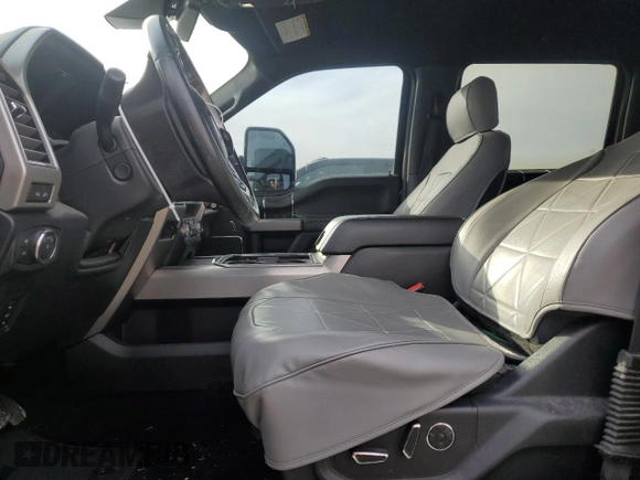 2019 Ford F-350 XL with VIN 1FT8W3BT0KEC27480, listed as a Copart auction lot 49927045 with 101,228 mi miles and Salvage Title. Bid and sale history available at DreamBid. Image 7.
