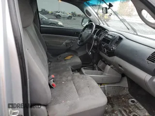 2006 Toyota Tacoma with VIN 5TEPX42N26Z175076, listed as a Copart auction lot 80509574 with 296,010 mi miles and Clean Title. Bid and sale history available at carsss.com. Image 10.
