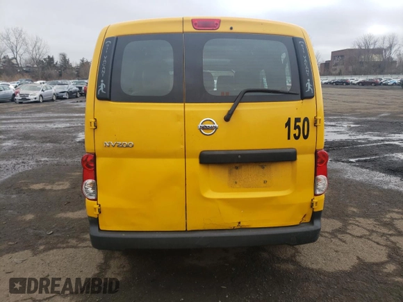 2014 Nissan NV200 z VIN 3N8CM0JTXEK690600, wystawiony jako Copart lot #50808765 z przebiegiem 392 670 mil mil oraz Czysty tytuł • Clean title. Historia ofert i sprzedaży dostępna na DreamBid. Obrazek 6.