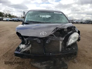 2017 Toyota Sienna XLE Auto Access Seat с VIN 5TDYZ3DC8HS832791, выставлен на аукционе Copart как лот 52372865 с пробегом 270 739 миль миль и Списание • Salvage title. История ставок и продаж доступна на DreamBid. Изображение 5.
