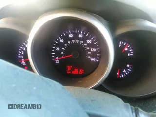 2013 Kia Soul + z VIN KNDJT2A65D7560605, wystawiony jako IAAI lot #41908807 z przebiegiem 186 810 mil mil oraz . Historia ofert i sprzedaży dostępna na DreamBid. Obrazek 7.